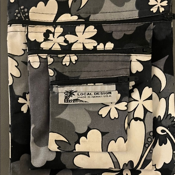 Floral Black and White Crossbody Bag Local Design Made in Hawaii - Picture 5 of 7